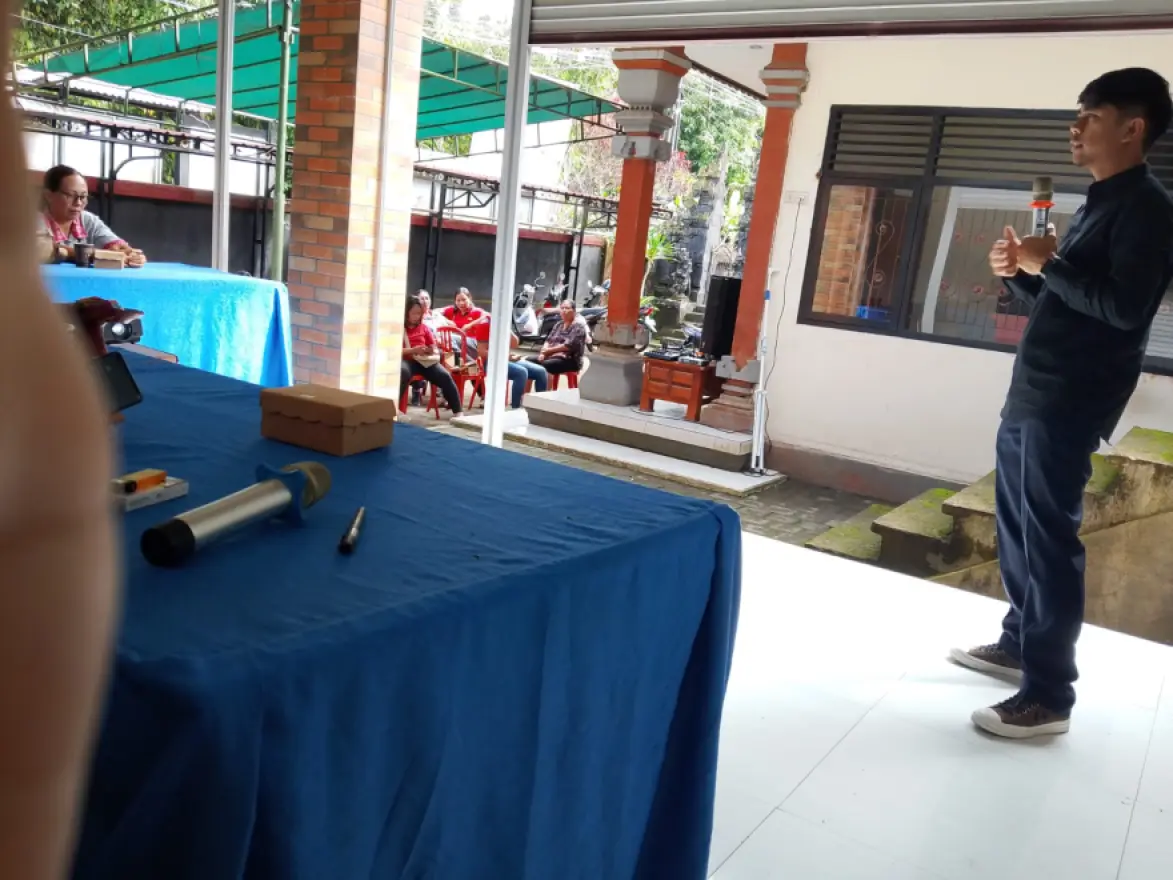 SOSIALISASI PENGELOLAAN SAMPAH BERBASIS SUMBER